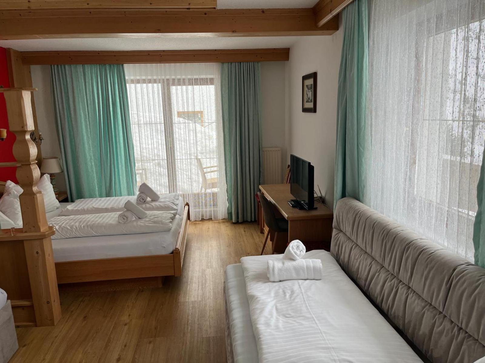 Tieflehner Hof Pitztalhaus Hotel Sankt Leonhard im Pitztal Exterior photo